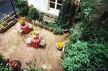 فندق Saint Paul Le Marais 3*
