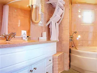 Saint Paul Le Marais باريس