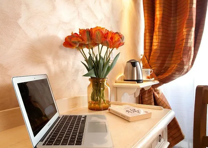 Saint Paul Le Marais Hotel 3*