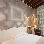 Saint-paul Le Marais Hotel 3*