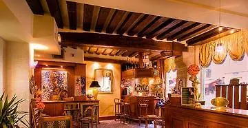 Hotel Saint-paul Le Marais 3*